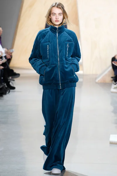 Look 42